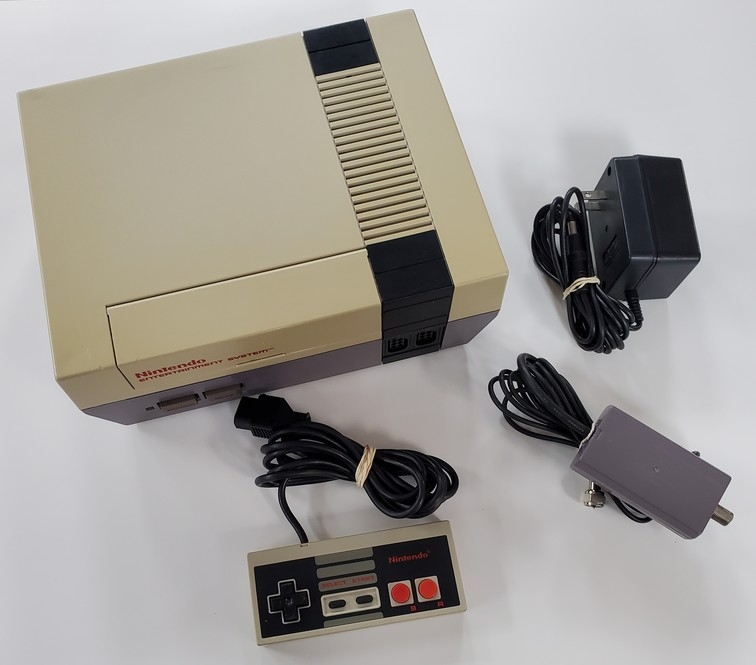 Nintendo NES (Model NES-001)