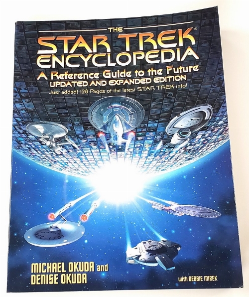 Star Trek: Encyclopedia - A Reference Guide to the Future (Updated & Expanded Edition) (Anglais)