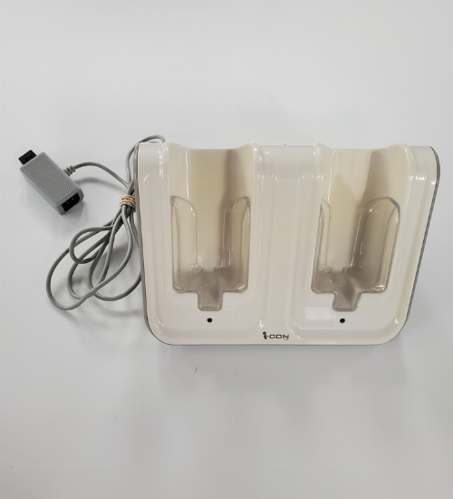 I-Con Charge Station for Wii