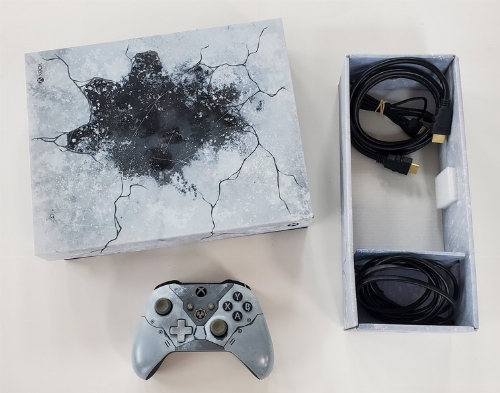 Xbox One X 1TB [Gears of War 5 Limited Edition] (CIB)