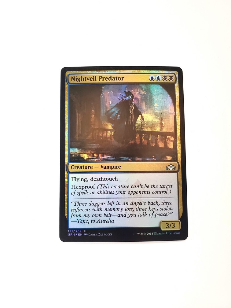 Nightveil Predator (Foil)